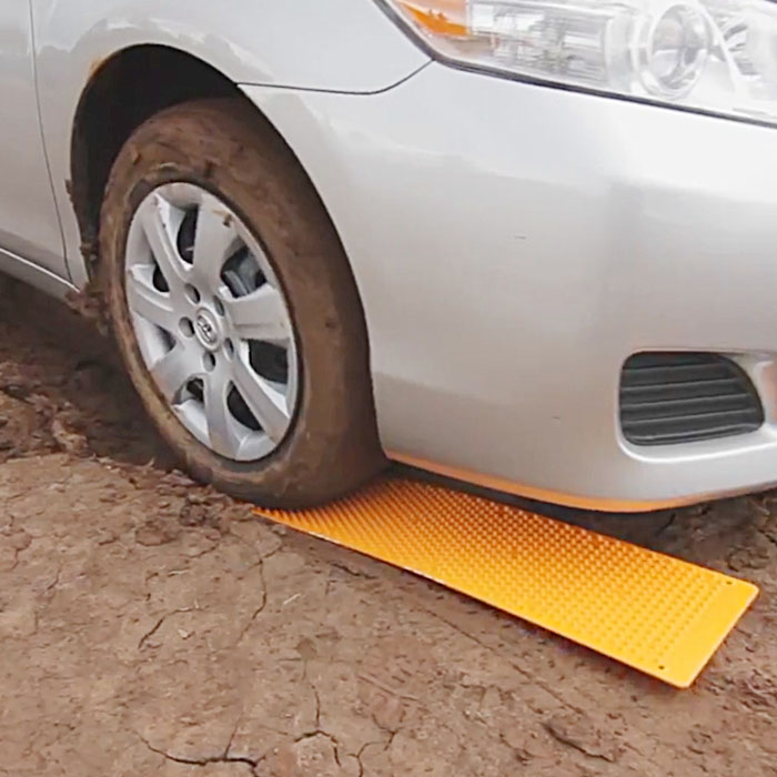 Portable Tire Traction Mats For Trucks And Cars