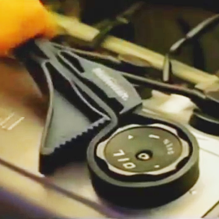 Boa Strap Wrench How to Use a Strap Wrench TheSuperBOO!