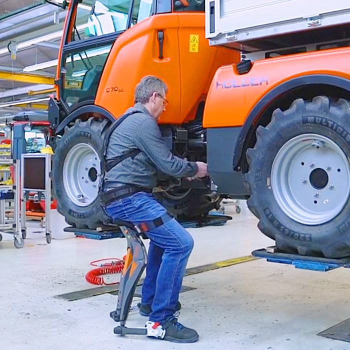 Wearable Chair For Workers Who Stand All Day