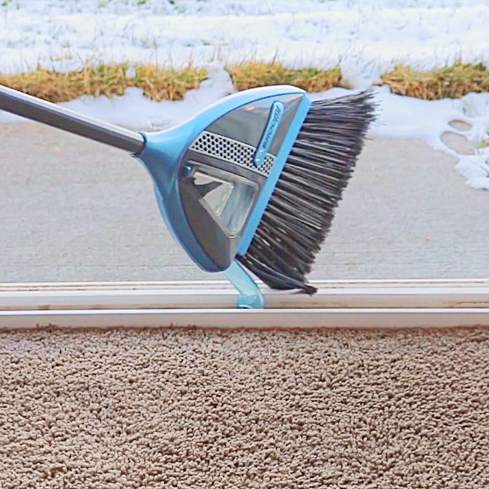 Vabroom Combines a Vacuum With a Broom