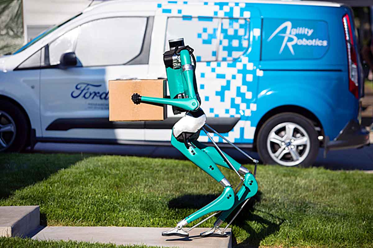 This Package Delivery Robot Walks Like A Human | Digit