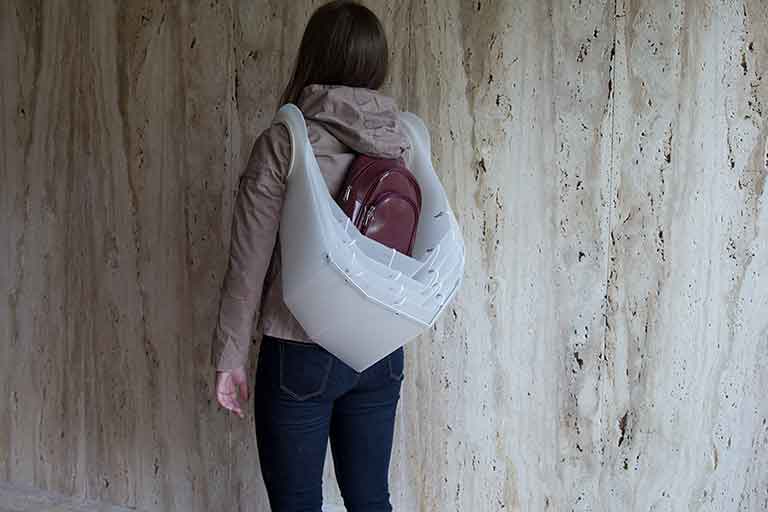 This backpack umbrella lets you walk hands-free in the rain — Future Blink