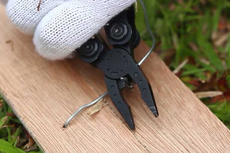 Kakmom: Geeky multi tool for all-in-one EDC camping essential