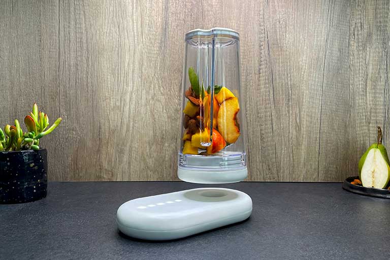 Millo air: This portable magnetic blender spins without a motor