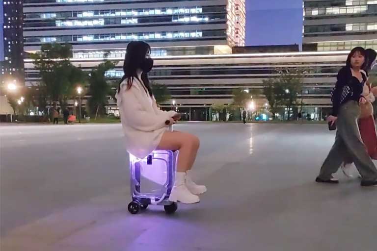 Airwheel: This cute ride-on suitcase will be your airport electric scooter