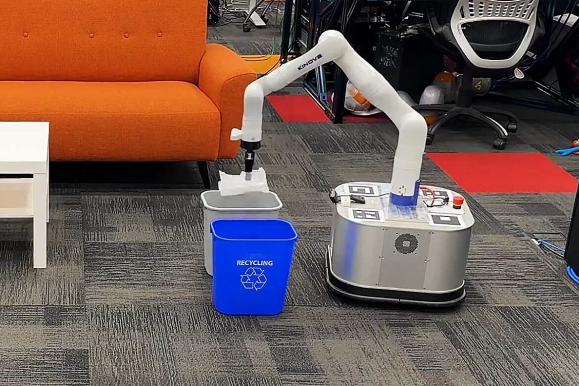 TidyBot: Tidying-up robot that cleans your home and disposes of trash