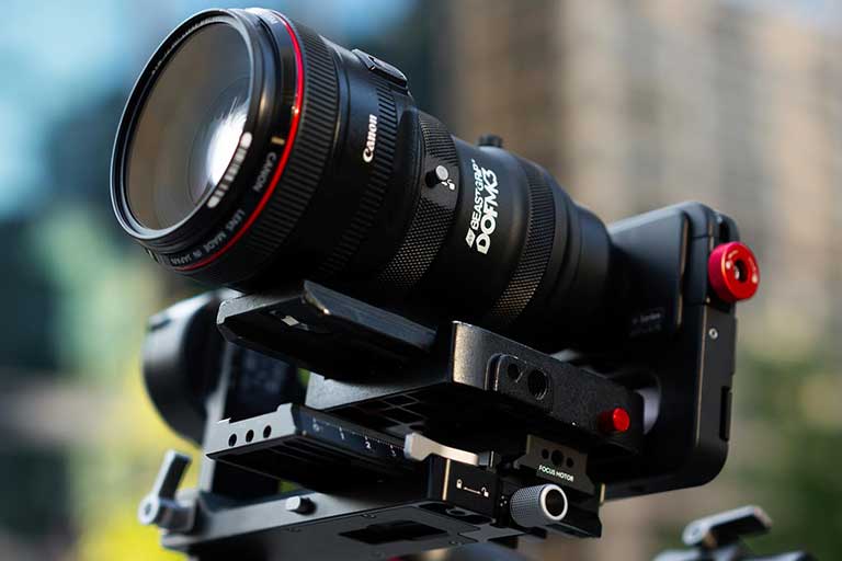 Beastgrip DOF adapter MK3 for smartphone filmmaking with SLR/DSLR lens