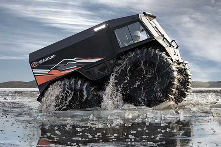The 8 passenger Amphibious Utility All terrain Vehicle ARGO Centaur XT The 8 passenger Amphibious Utility All terrain Vehicle ARGO Centaur XT
