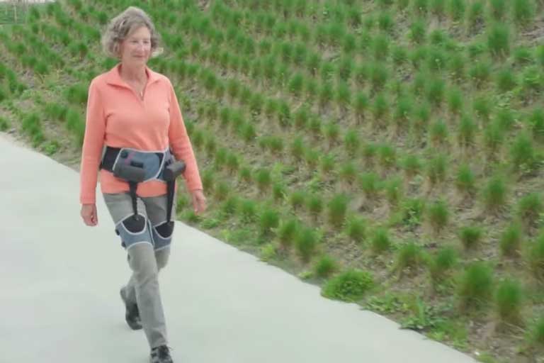 This-exoskeleton-assists-Parkinson's-patients-to-walk-by-eliminating-'Gait