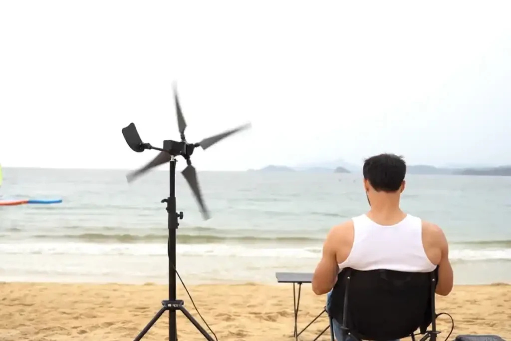 The four-blade VENTYRA R1 turbine capturing wind energy.